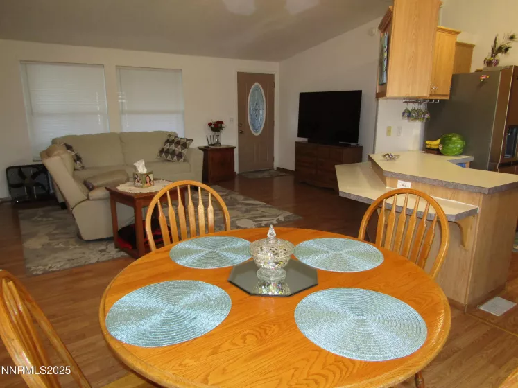 7 Northridge, Yerington, Nevada 89447, 3 Bedrooms Bedrooms, ,2 BathroomsBathrooms,Residential,Residential,Northridge,250053453