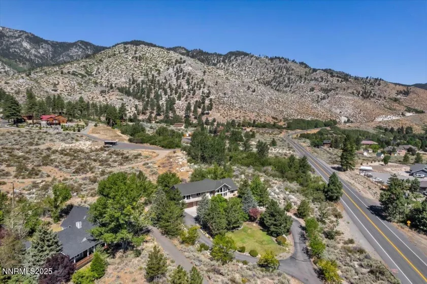 1272 Kingsbury Grade, Gardnerville, Nevada 89460, 3 Bedrooms Bedrooms, ,3 BathroomsBathrooms,Residential,Residential,Kingsbury Grade,250053455