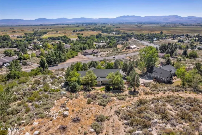 1272 Kingsbury Grade, Gardnerville, Nevada 89460, 3 Bedrooms Bedrooms, ,3 BathroomsBathrooms,Residential,Residential,Kingsbury Grade,250053455