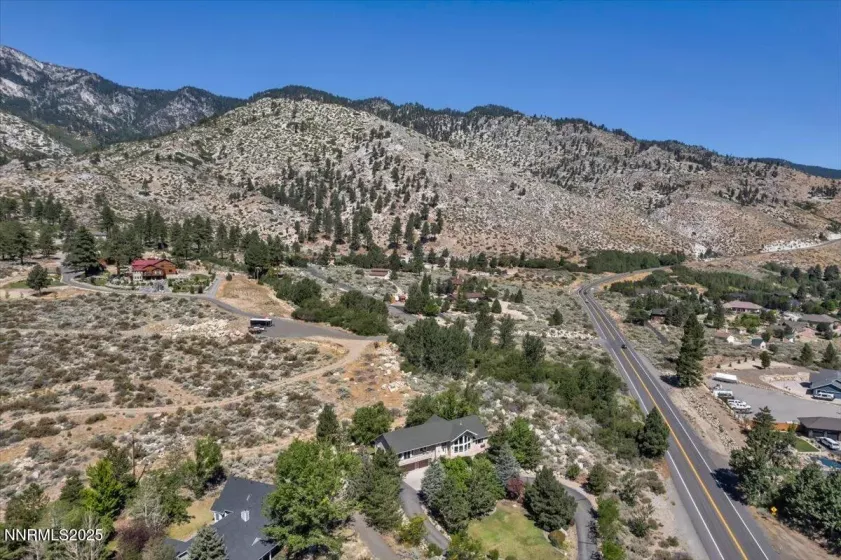 1272 Kingsbury Grade, Gardnerville, Nevada 89460, 3 Bedrooms Bedrooms, ,3 BathroomsBathrooms,Residential,Residential,Kingsbury Grade,250053455
