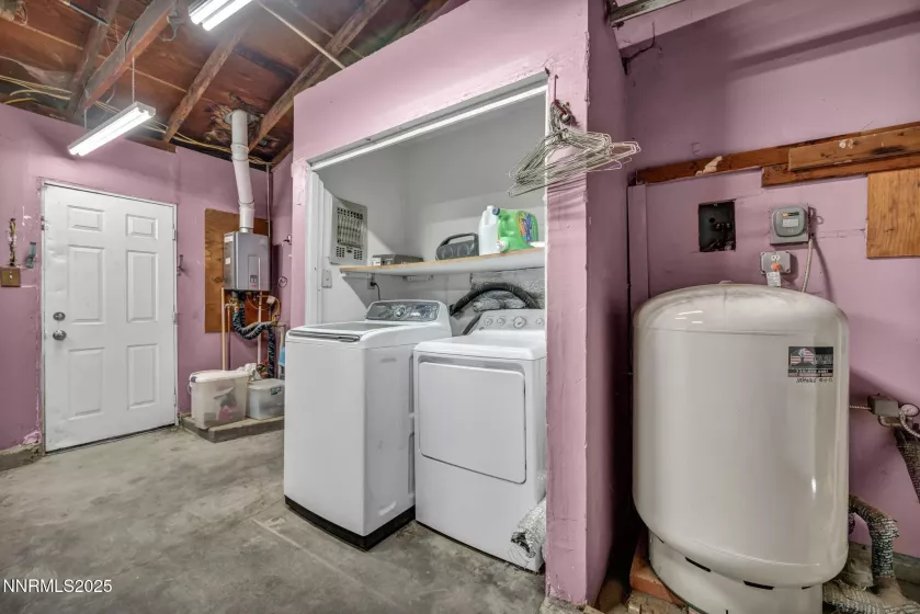 11595 Deodar, Reno, Nevada 89506, 3 Bedrooms Bedrooms, ,2 BathroomsBathrooms,Residential,Residential,Deodar,250053459