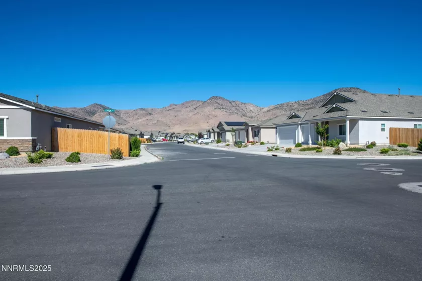273 Corral Dr, Dayton, Nevada 89403, 4 Bedrooms Bedrooms, ,3 BathroomsBathrooms,Residential,Residential,Corral Dr,250053462