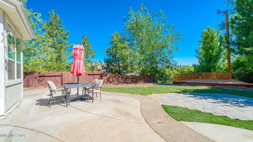 2699 Rodney, Reno, Nevada 89509, 3 Bedrooms Bedrooms, ,4 BathroomsBathrooms,Residential,Residential,Rodney,250053498