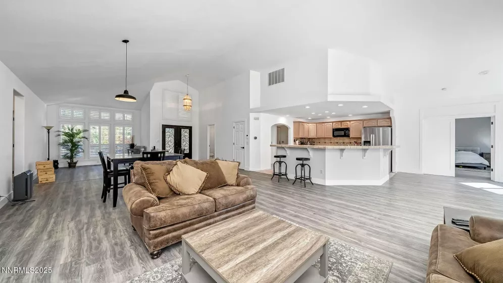 2699 Rodney, Reno, Nevada 89509, 3 Bedrooms Bedrooms, ,4 BathroomsBathrooms,Residential,Residential,Rodney,250053498