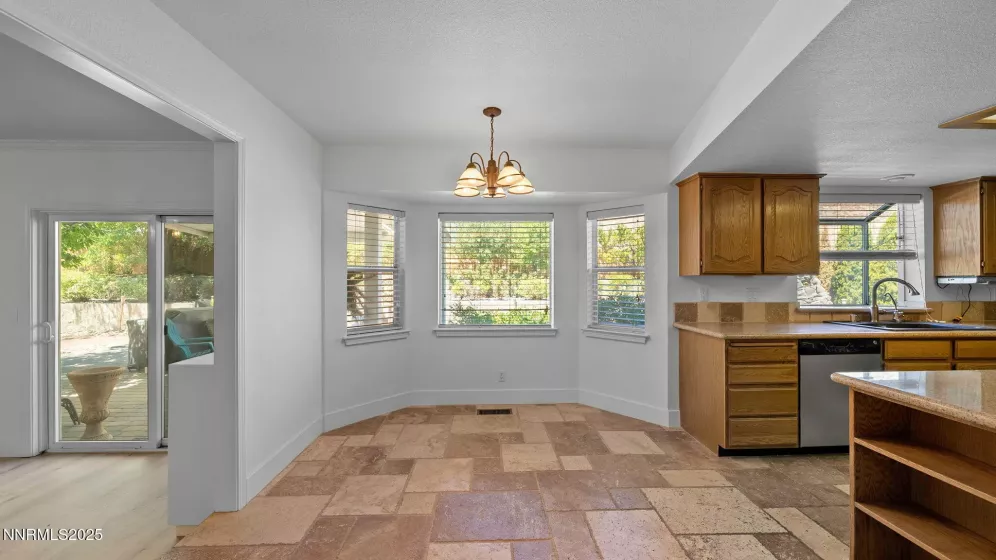 3384 Harvard, Carson City, Nevada 89703, 4 Bedrooms Bedrooms, ,4 BathroomsBathrooms,Residential,Residential,Harvard,250053499