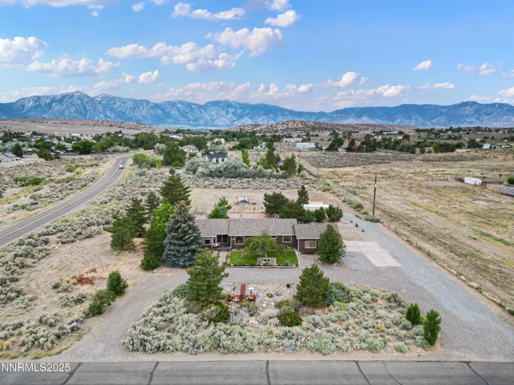 1358 Windmill, Gardnerville, Nevada 89410, 4 Bedrooms Bedrooms, ,2 BathroomsBathrooms,Residential,Residential,Windmill,250053505