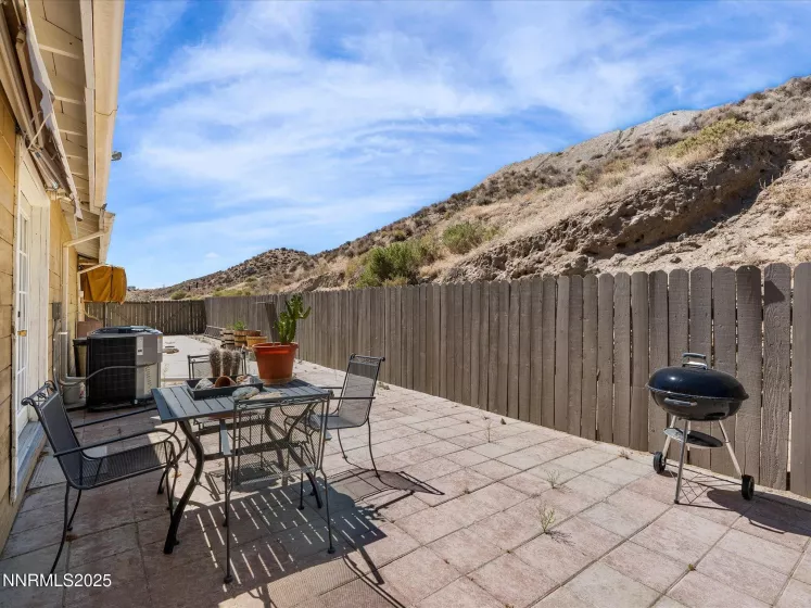 1 Cory Canyon, Hawthorne, Nevada 89415, 3 Bedrooms Bedrooms, ,2 BathroomsBathrooms,Residential,Residential,Cory Canyon,250053504