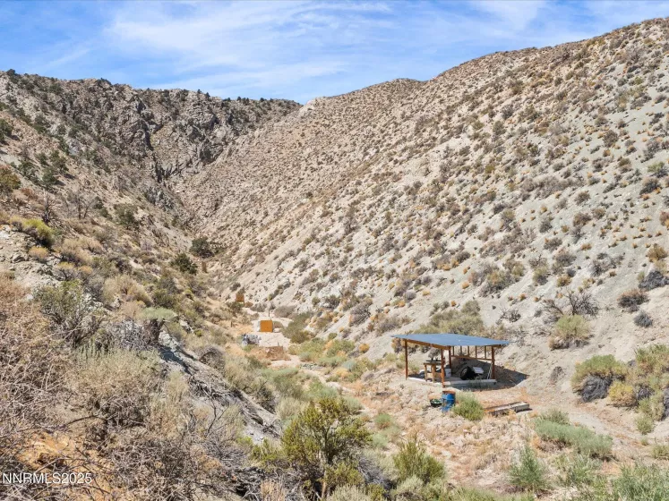 1 Cory Canyon, Hawthorne, Nevada 89415, 3 Bedrooms Bedrooms, ,2 BathroomsBathrooms,Residential,Residential,Cory Canyon,250053504