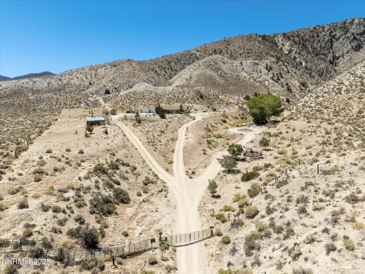 1 Cory Canyon, Hawthorne, Nevada 89415, 3 Bedrooms Bedrooms, ,2 BathroomsBathrooms,Residential,Residential,Cory Canyon,250053504