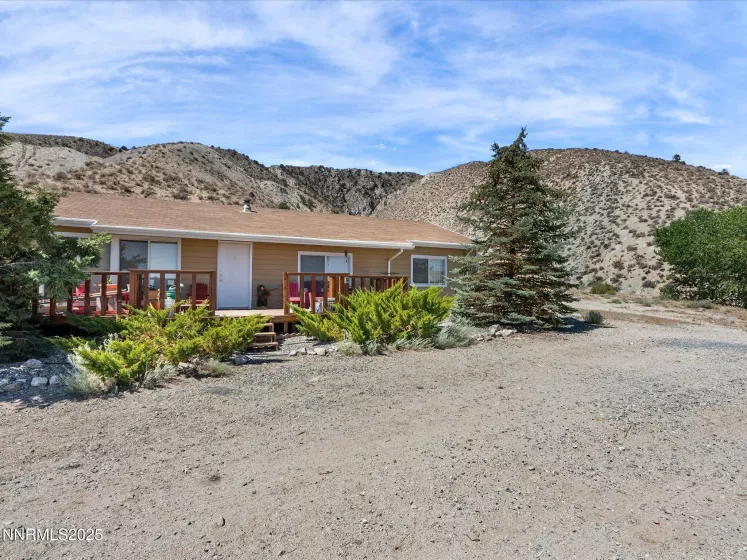1 Cory Canyon, Hawthorne, Nevada 89415, 3 Bedrooms Bedrooms, ,2 BathroomsBathrooms,Residential,Residential,Cory Canyon,250053504