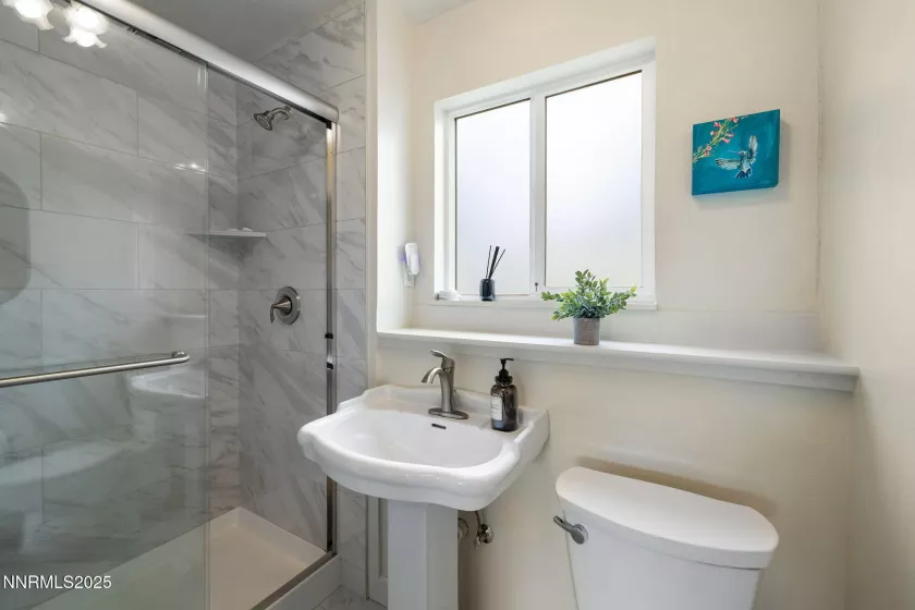 305 Sparrow, Washoe Valley, Nevada 89704, 3 Bedrooms Bedrooms, ,3 BathroomsBathrooms,Residential,Residential,Sparrow,250053464
