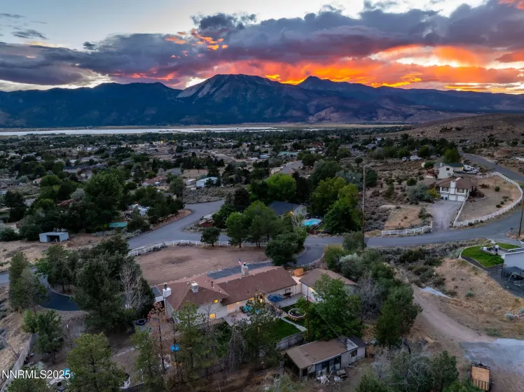305 Sparrow, Washoe Valley, Nevada 89704, 3 Bedrooms Bedrooms, ,3 BathroomsBathrooms,Residential,Residential,Sparrow,250053464