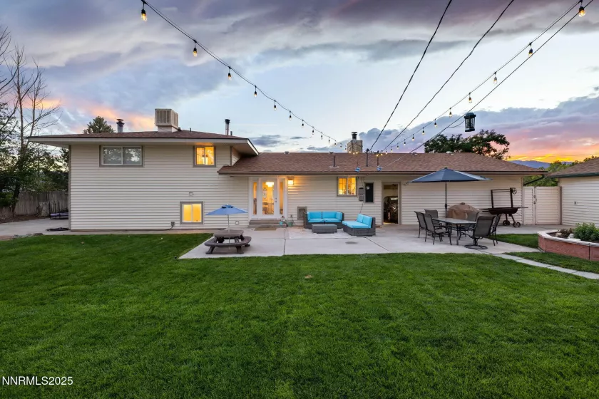 305 Sparrow, Washoe Valley, Nevada 89704, 3 Bedrooms Bedrooms, ,3 BathroomsBathrooms,Residential,Residential,Sparrow,250053464