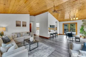 754 Tuolumne, South Lake Tahoe, California 96150, 4 Bedrooms Bedrooms, ,2 BathroomsBathrooms,Residential,Residential,Tuolumne,250001839