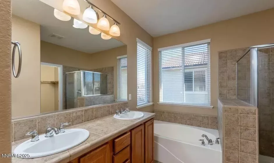 3736 Allegrini, Sparks, Nevada 89436, 5 Bedrooms Bedrooms, ,3 BathroomsBathrooms,Residential Lease,Manufactured,Allegrini,250053471
