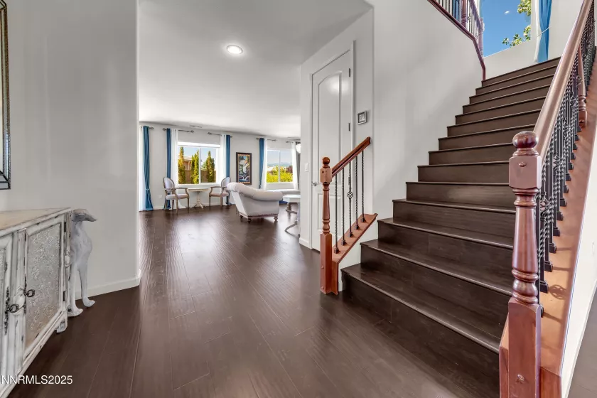 2730 Foxhunter, Reno, Nevada 89521, 3 Bedrooms Bedrooms, ,3 BathroomsBathrooms,Residential,Residential,Foxhunter,250053479
