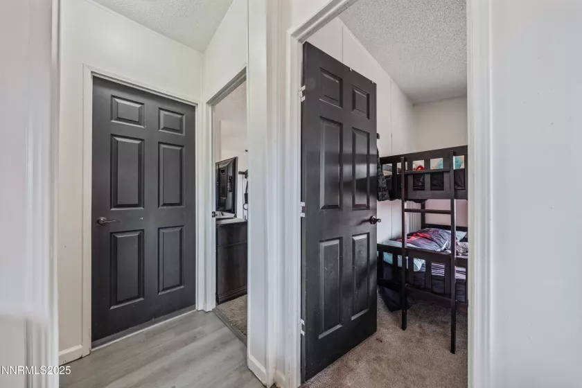 Bedrooms/Bathroom Hallway