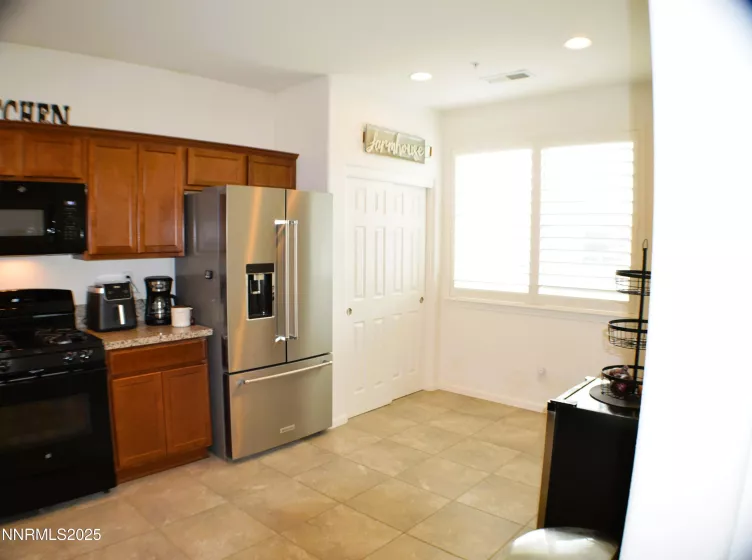 198 Mc Marlin, Dayton, Nevada 89403, 3 Bedrooms Bedrooms, ,2 BathroomsBathrooms,Residential,Residential,Mc Marlin,250053488