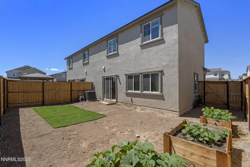 1917 Halite, Sparks, Nevada 89436, 3 Bedrooms Bedrooms, ,3 BathroomsBathrooms,Residential,Residential,Halite,250053490