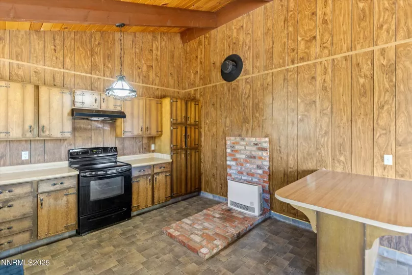 2181 Mel, Gardnerville, Nevada 89410, 3 Bedrooms Bedrooms, ,2 BathroomsBathrooms,Residential,Residential,Mel,250053503