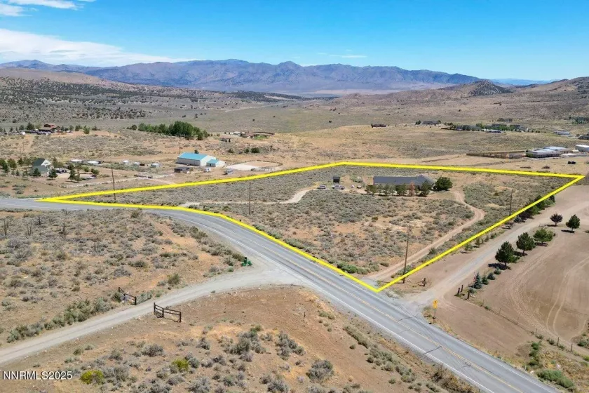 15115 Red Rock, Reno, Nevada 89508, 4 Bedrooms Bedrooms, ,3 BathroomsBathrooms,Residential,Residential,Red Rock,250053512