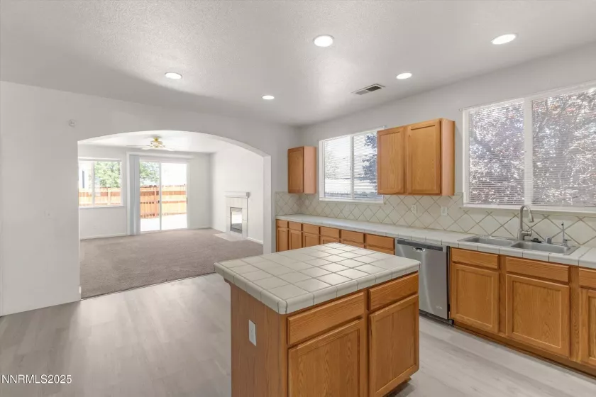 1270 Shadow, Fernley, Nevada 89408, 4 Bedrooms Bedrooms, ,2 BathroomsBathrooms,Residential,Residential,Shadow,250053517
