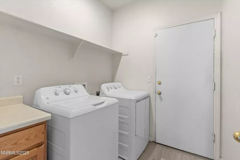 1270 Shadow, Fernley, Nevada 89408, 4 Bedrooms Bedrooms, ,2 BathroomsBathrooms,Residential,Residential,Shadow,250053517