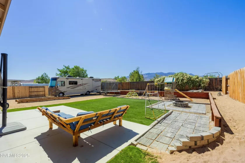 677 Teakwood, Dayton, Nevada 89403, 3 Bedrooms Bedrooms, ,2 BathroomsBathrooms,Residential,Residential,Teakwood,250053518