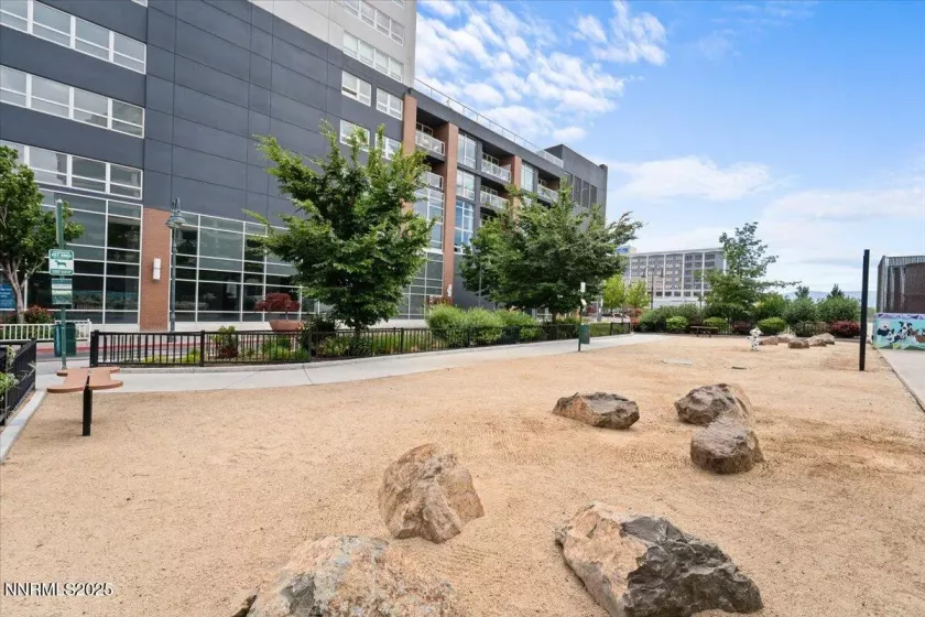 255 Sierra, Reno, Nevada 89501, 1 Bedroom Bedrooms, ,1 BathroomBathrooms,Residential,Residential,Sierra,250050820