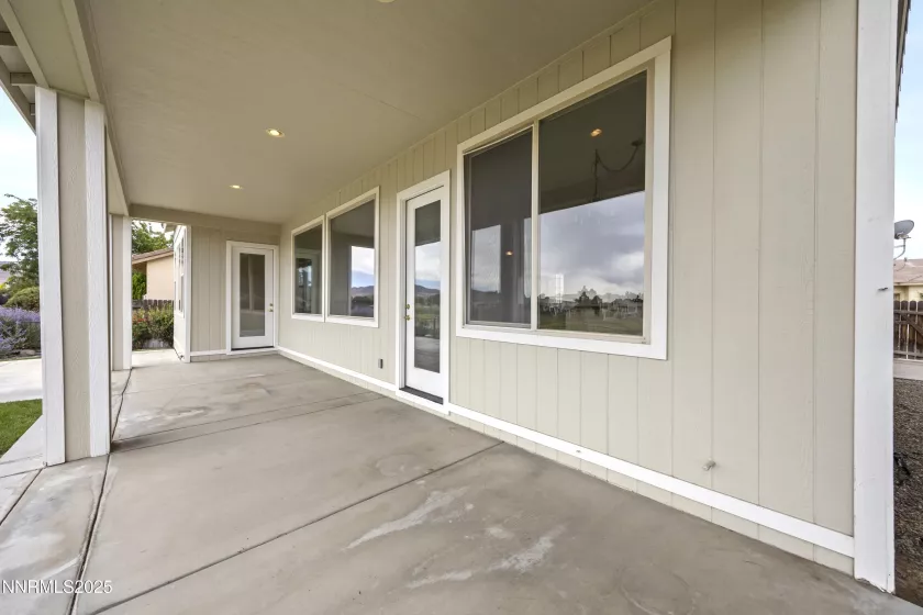 414 La Costa, Dayton, Nevada 89403, 3 Bedrooms Bedrooms, ,2 BathroomsBathrooms,Residential,Residential,La Costa,250053521