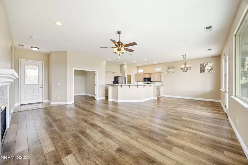 414 La Costa, Dayton, Nevada 89403, 3 Bedrooms Bedrooms, ,2 BathroomsBathrooms,Residential,Residential,La Costa,250053521