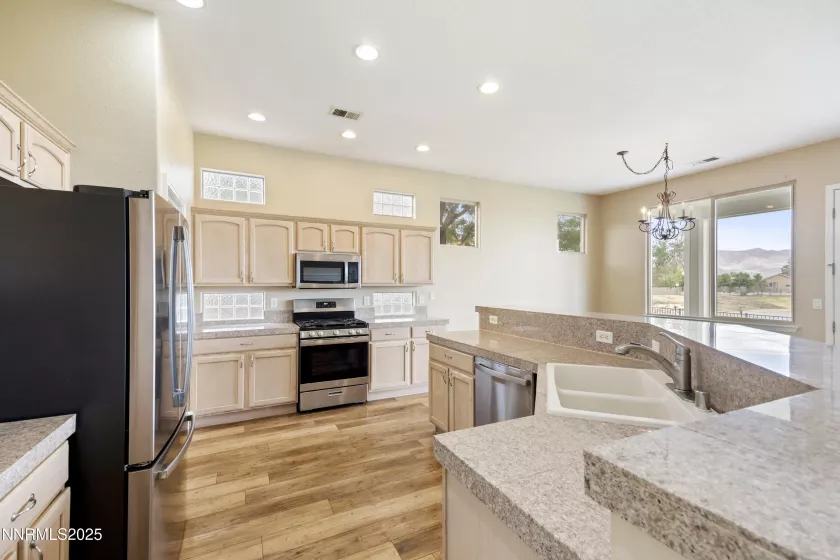 414 La Costa, Dayton, Nevada 89403, 3 Bedrooms Bedrooms, ,2 BathroomsBathrooms,Residential,Residential,La Costa,250053521