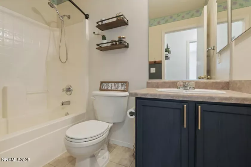 7433 Creekland, Reno, Nevada 89506, 2 Bedrooms Bedrooms, ,2 BathroomsBathrooms,Residential,Residential,Creekland,250053525