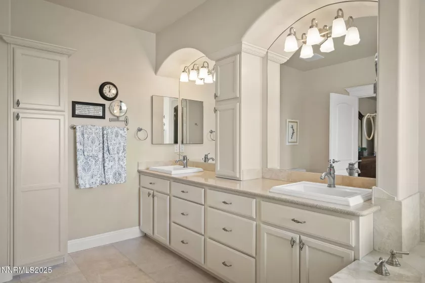 1484 Serendipity, Sparks, Nevada 89436, 5 Bedrooms Bedrooms, ,5 BathroomsBathrooms,Residential,Residential,Serendipity,250053524