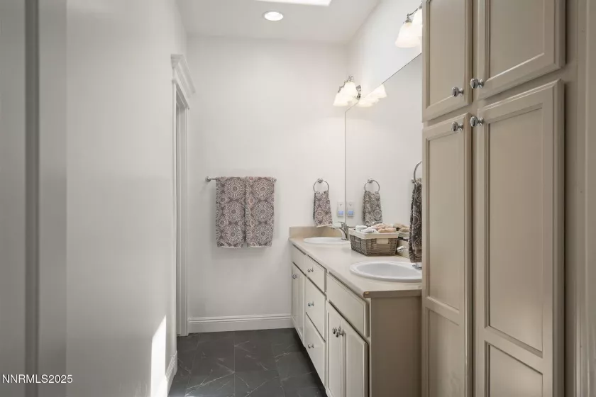 1484 Serendipity, Sparks, Nevada 89436, 5 Bedrooms Bedrooms, ,5 BathroomsBathrooms,Residential,Residential,Serendipity,250053524