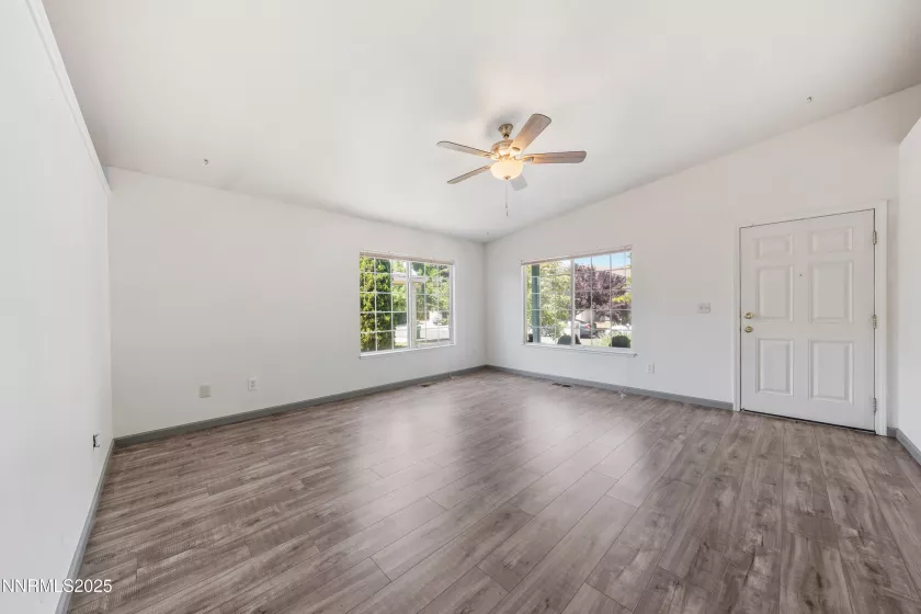 17868 Empire, Reno, Nevada 89508, 3 Bedrooms Bedrooms, ,2 BathroomsBathrooms,Residential,Residential,Empire,250053523