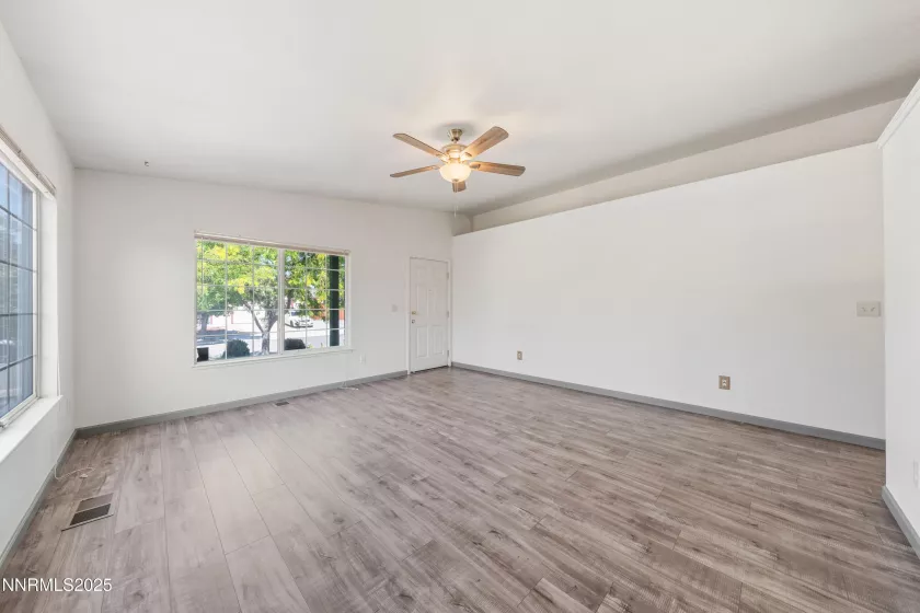 17868 Empire, Reno, Nevada 89508, 3 Bedrooms Bedrooms, ,2 BathroomsBathrooms,Residential,Residential,Empire,250053523