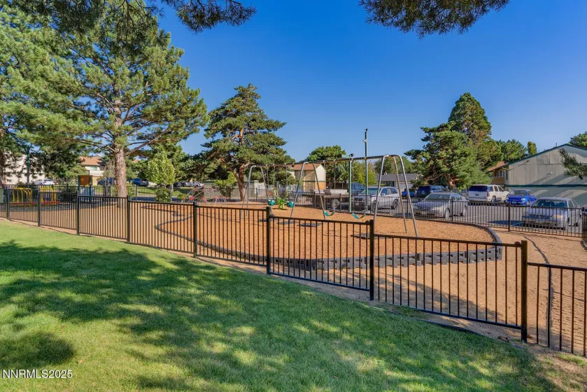 3919 Clear Acre, Reno, Nevada 89512, 2 Bedrooms Bedrooms, ,1 BathroomBathrooms,Residential,Residential,Clear Acre,250053531