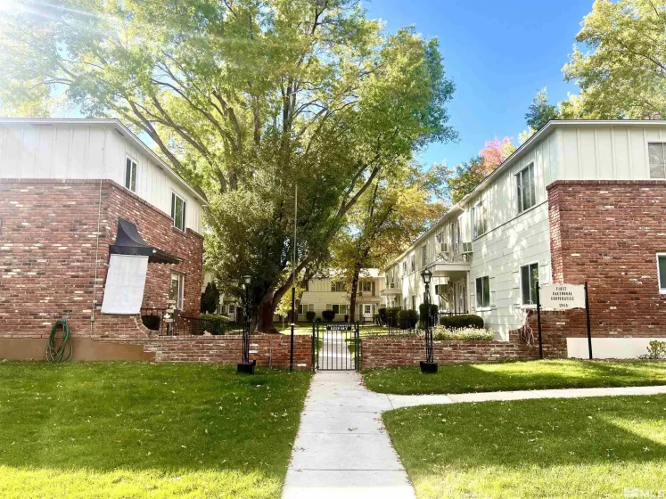1945 4th, Sparks, Nevada 89431, 2 Bedrooms Bedrooms, ,1 BathroomBathrooms,Residential,Residential,4th,240013763
