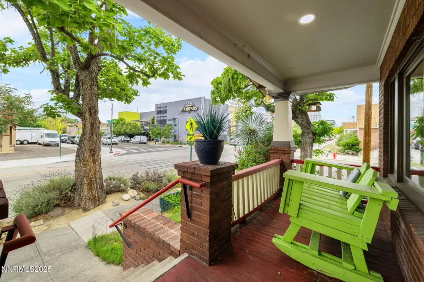 800 Center, Reno, Nevada 89501, 2 Bedrooms Bedrooms, ,2 BathroomsBathrooms,Residential,Residential,Center,250053536