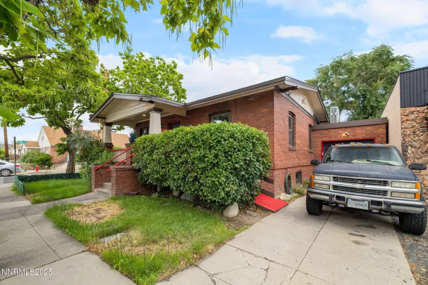 800 Center, Reno, Nevada 89501, 2 Bedrooms Bedrooms, ,2 BathroomsBathrooms,Residential,Residential,Center,250053536