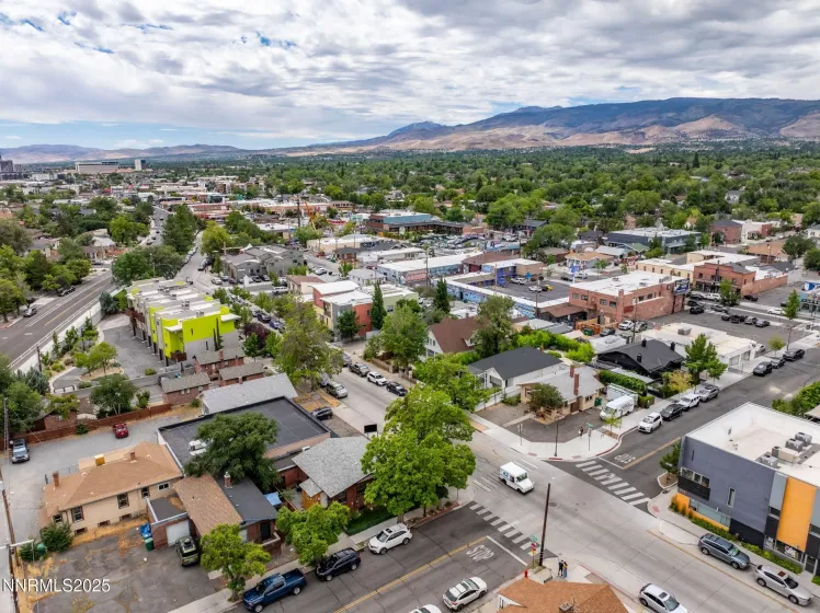 800 Center, Reno, Nevada 89501, 2 Bedrooms Bedrooms, ,2 BathroomsBathrooms,Residential,Residential,Center,250053536