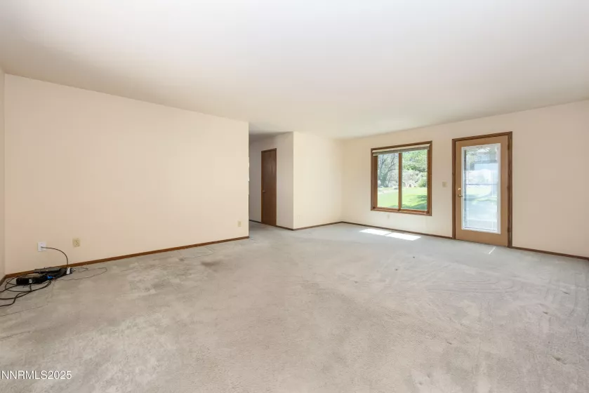 1004 Lakeside, Gardnerville, Nevada 89460, 3 Bedrooms Bedrooms, ,3 BathroomsBathrooms,Residential,Residential,Lakeside,250053544