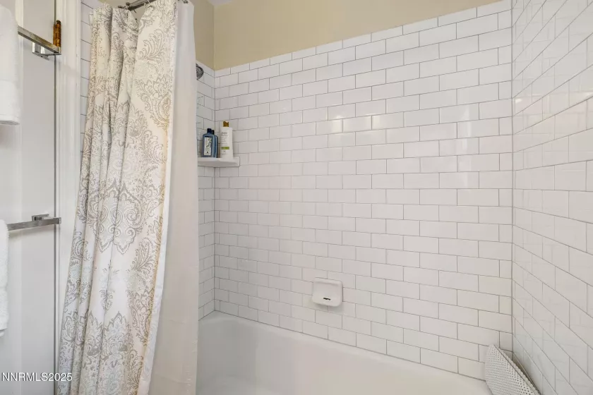 263 Cheney, Reno, Nevada 89502, 4 Bedrooms Bedrooms, ,3 BathroomsBathrooms,Residential,Residential,Cheney,250053548