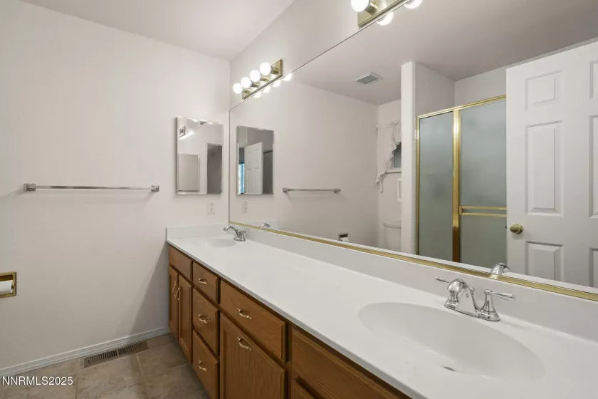 4663 Goodwin, Sparks, Nevada 89436, 3 Bedrooms Bedrooms, ,2 BathroomsBathrooms,Residential,Residential,Goodwin,250053549