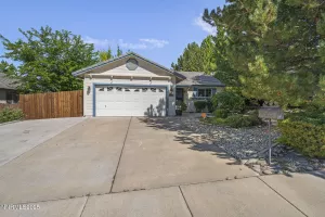 4663 Goodwin, Sparks, Nevada 89436, 3 Bedrooms Bedrooms, ,2 BathroomsBathrooms,Residential,Residential,Goodwin,250053549