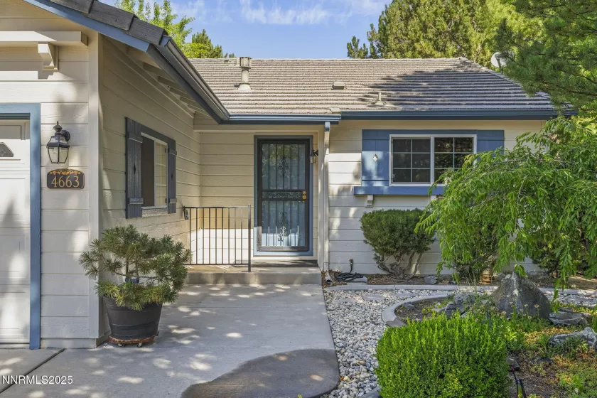 4663 Goodwin, Sparks, Nevada 89436, 3 Bedrooms Bedrooms, ,2 BathroomsBathrooms,Residential,Residential,Goodwin,250053549