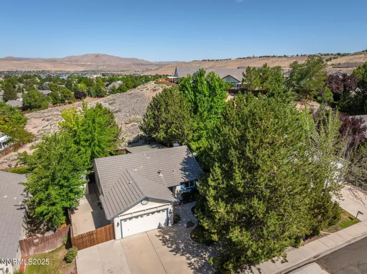 4663 Goodwin, Sparks, Nevada 89436, 3 Bedrooms Bedrooms, ,2 BathroomsBathrooms,Residential,Residential,Goodwin,250053549