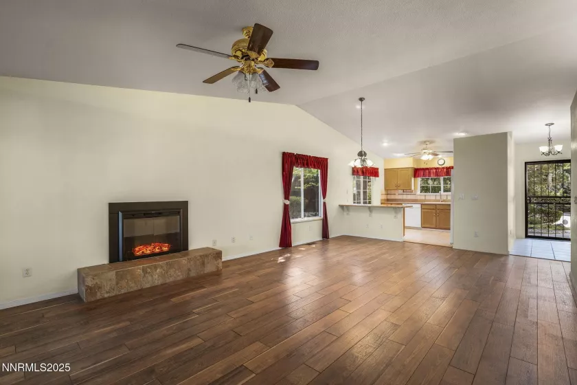 4663 Goodwin, Sparks, Nevada 89436, 3 Bedrooms Bedrooms, ,2 BathroomsBathrooms,Residential,Residential,Goodwin,250053549