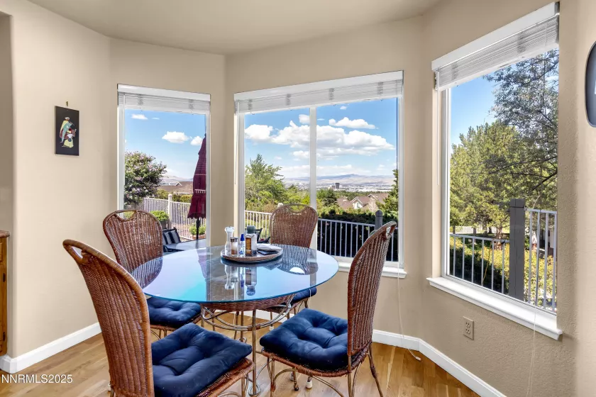 6194 Laurelwood, Reno, Nevada 89519, 3 Bedrooms Bedrooms, ,3 BathroomsBathrooms,Residential,Residential,Laurelwood,250053556